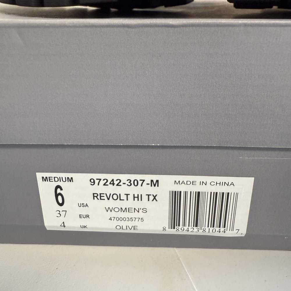 Womens Palladium Revolt Hi TX Platform Boot / olive  / 97242-116-M / Size 6 - Picture 7 of 7